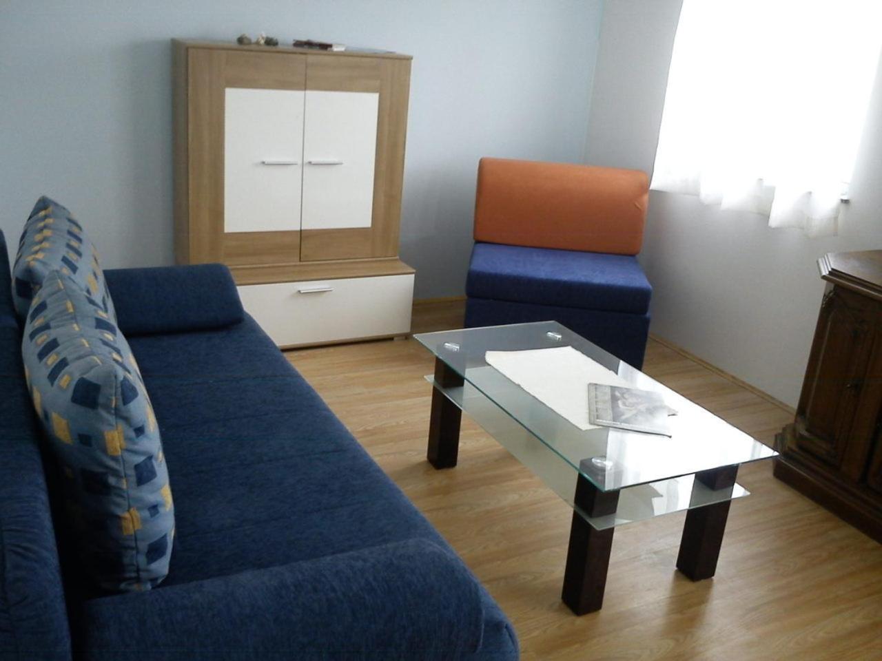 Apartments Antonija - Fitness Vinišće Kültér fotó